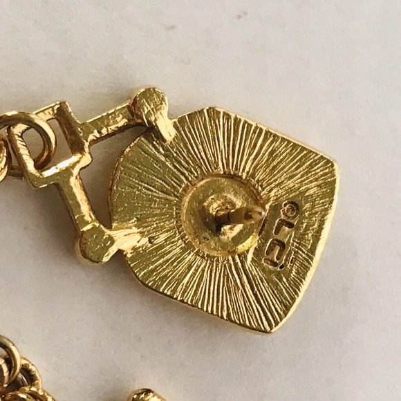 Tie Tack Gold Tone Crest LC Lion pins Double Brooch Chain Link - Picture 7 of 8